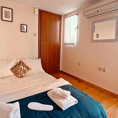 Athens Loft In Pagrati-2